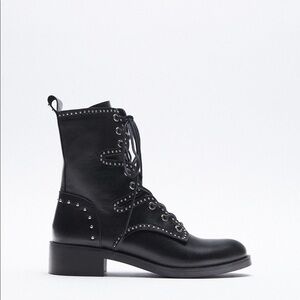 NWT Zara Studded Low-Heeled Leather Boots Size 6.5